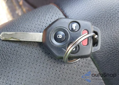 2014 Subaru Outback 2.5I Limited из США, поврежденный, VIN 4S4BRBLC1E3304942